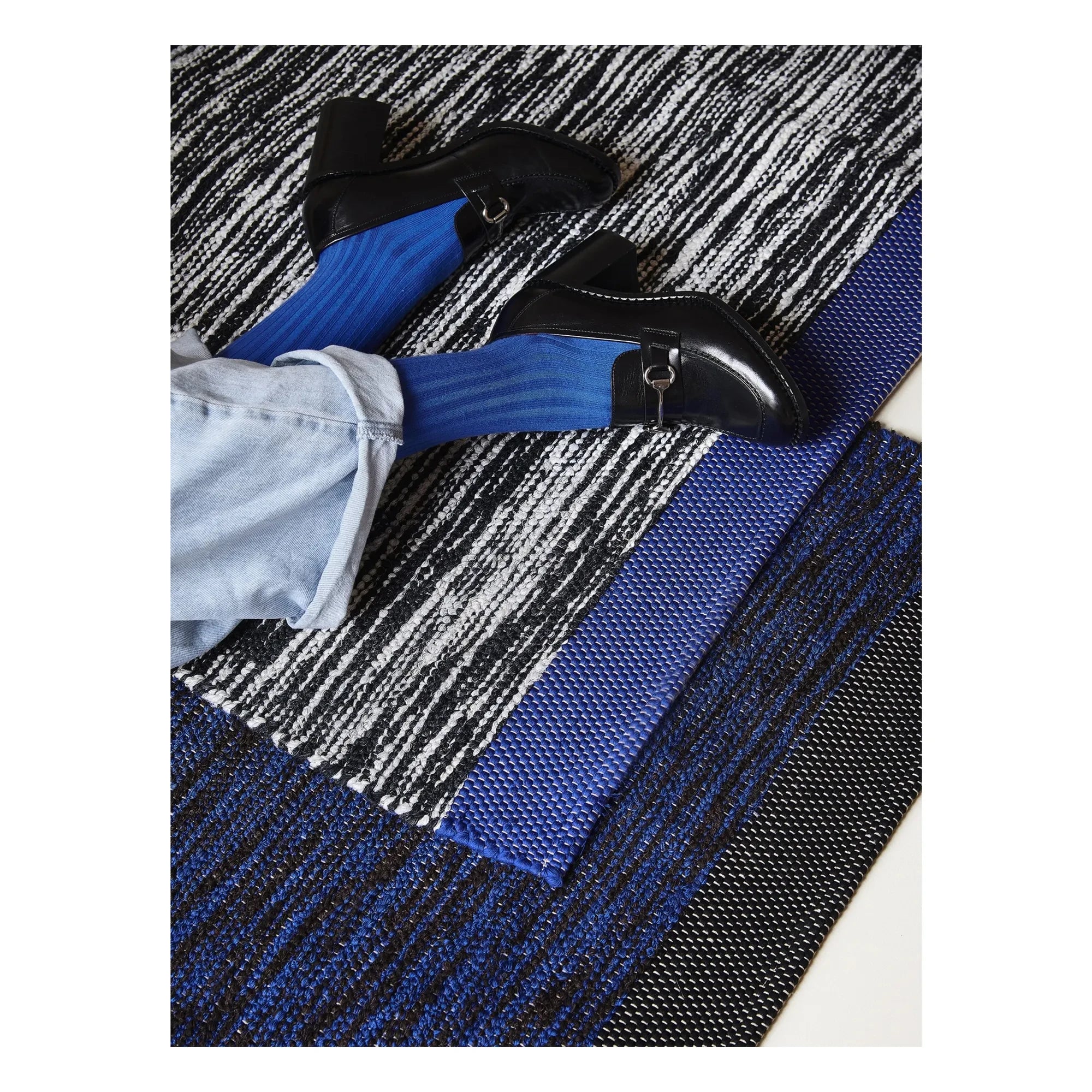 La cerise sur le gâteau - Alfombra de fieltro de algodón reciclado | Azul