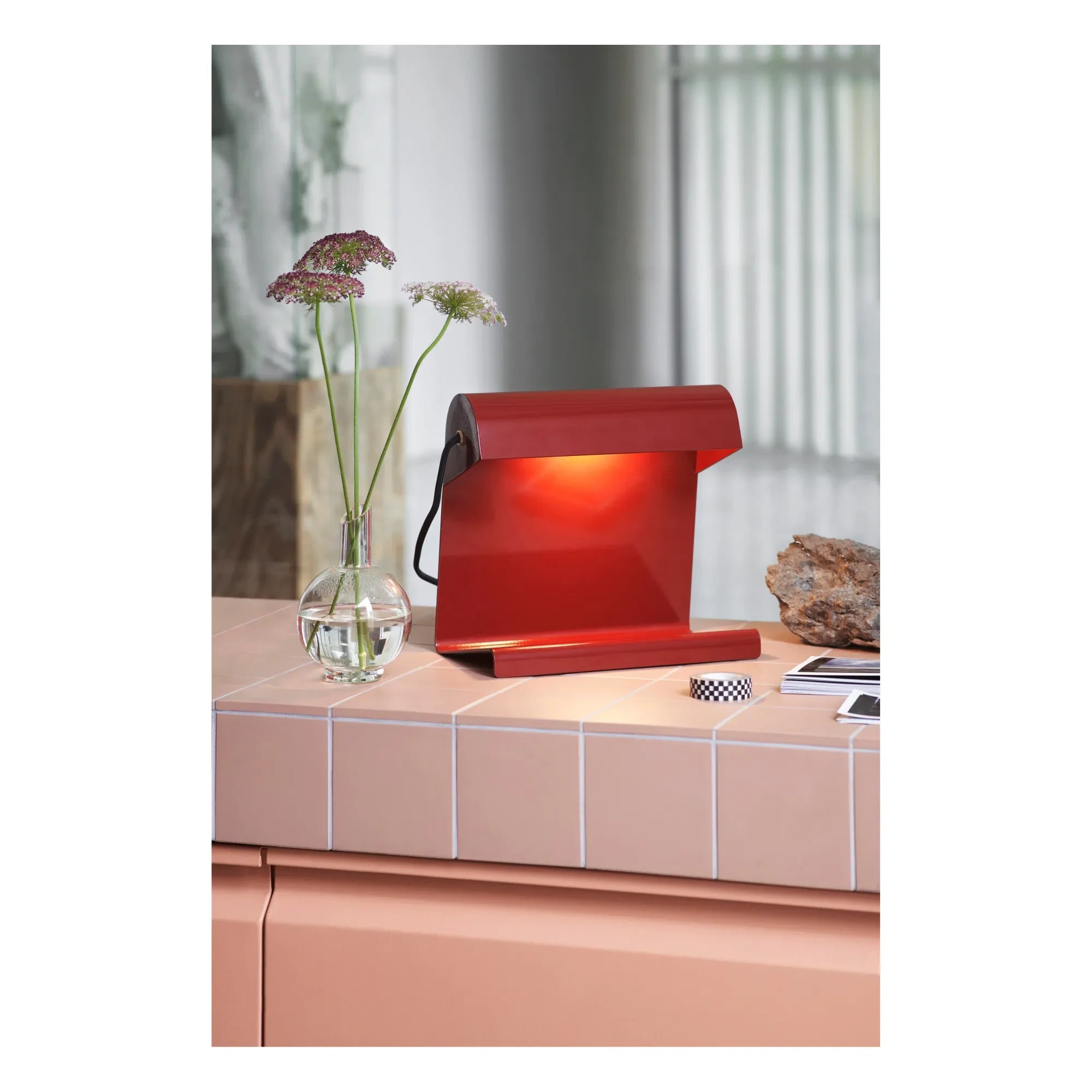 Vitra - Lámpara de oficina Jean Prouvé | Rojo japonés
