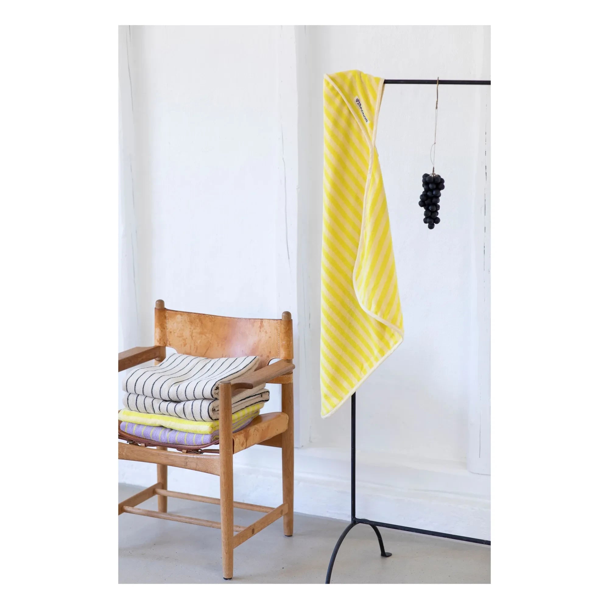 Bongusta - Albornoz Naram | Amarillo