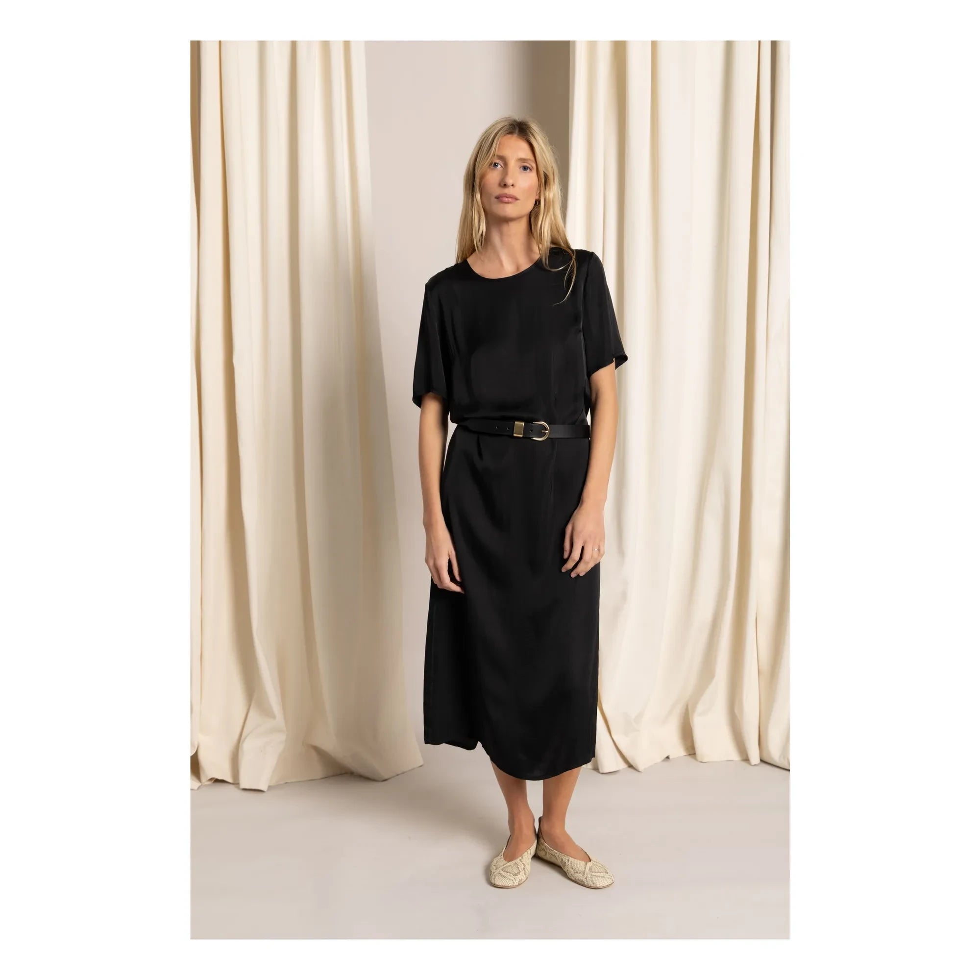 Smallable Woman - Vestido camiseta Edith | Negro