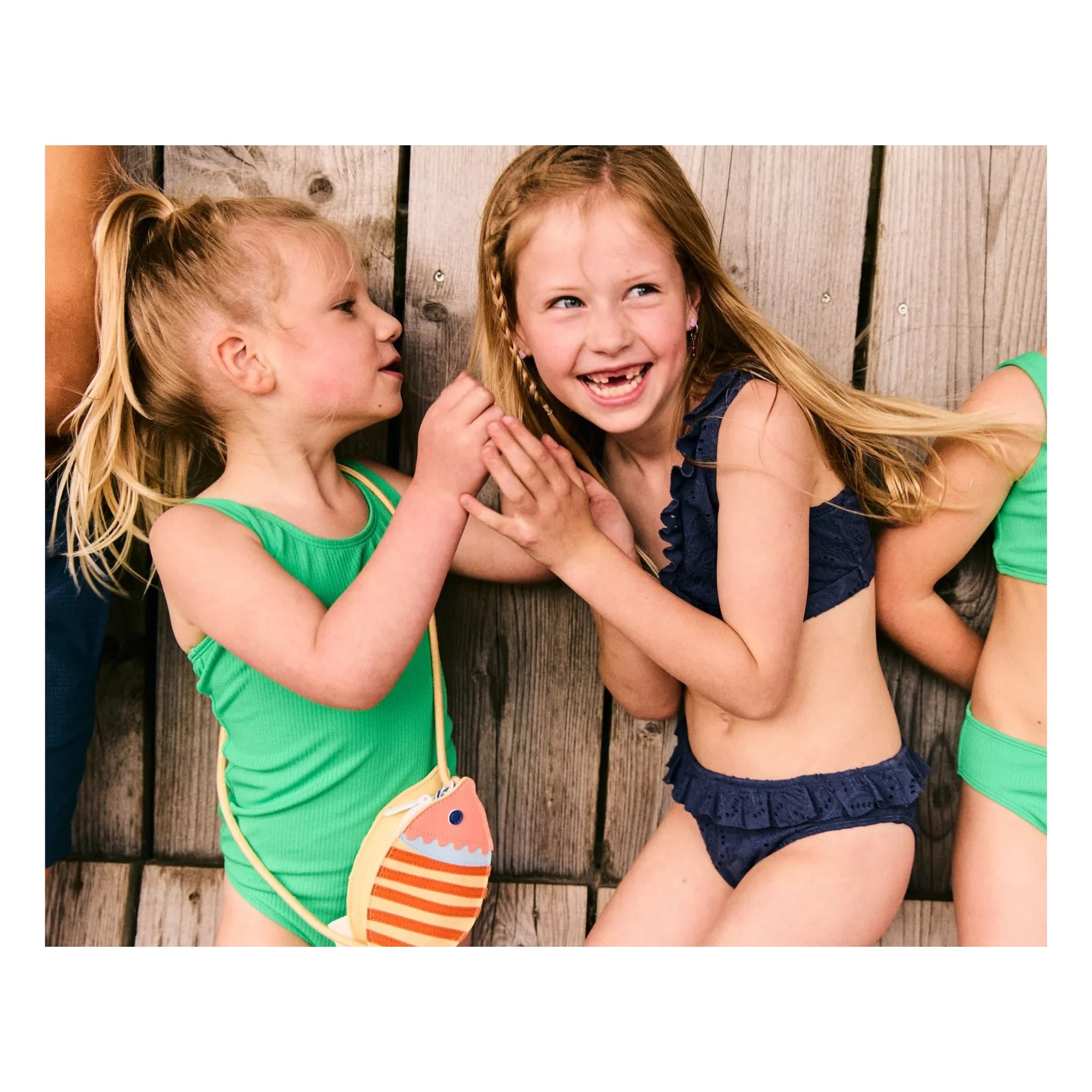 Beachlife - Bañador de fibra reciclada con textura liso | Verde