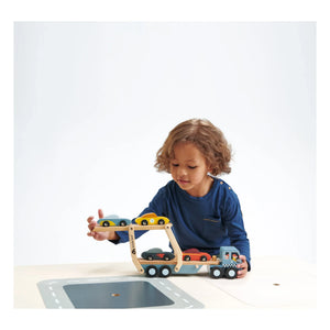 Tender Leaf Toys - Transportador de Vehículos de Madera