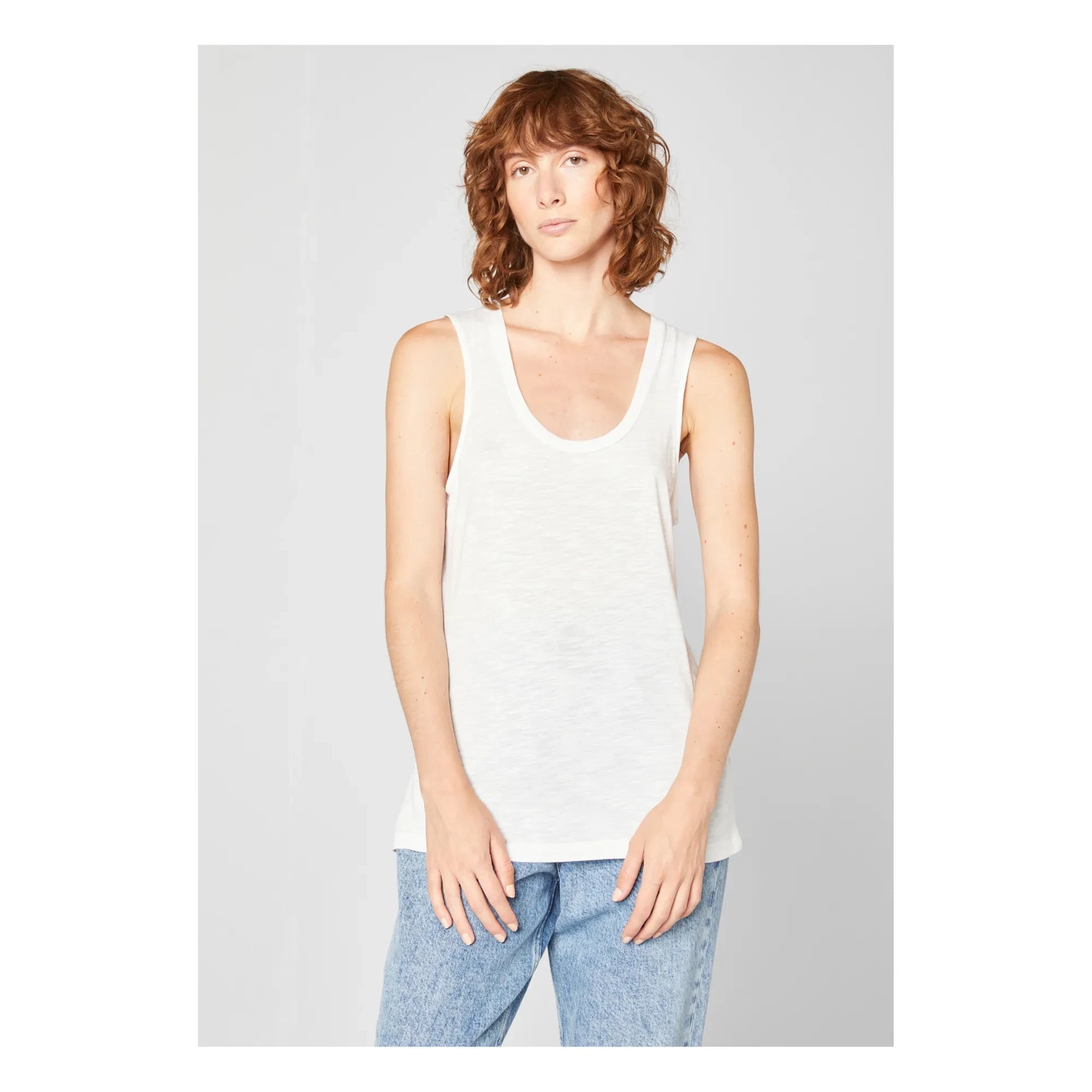 Camiseta de tirantes American Vintage con cuello en U - Jacksonville | Blanco