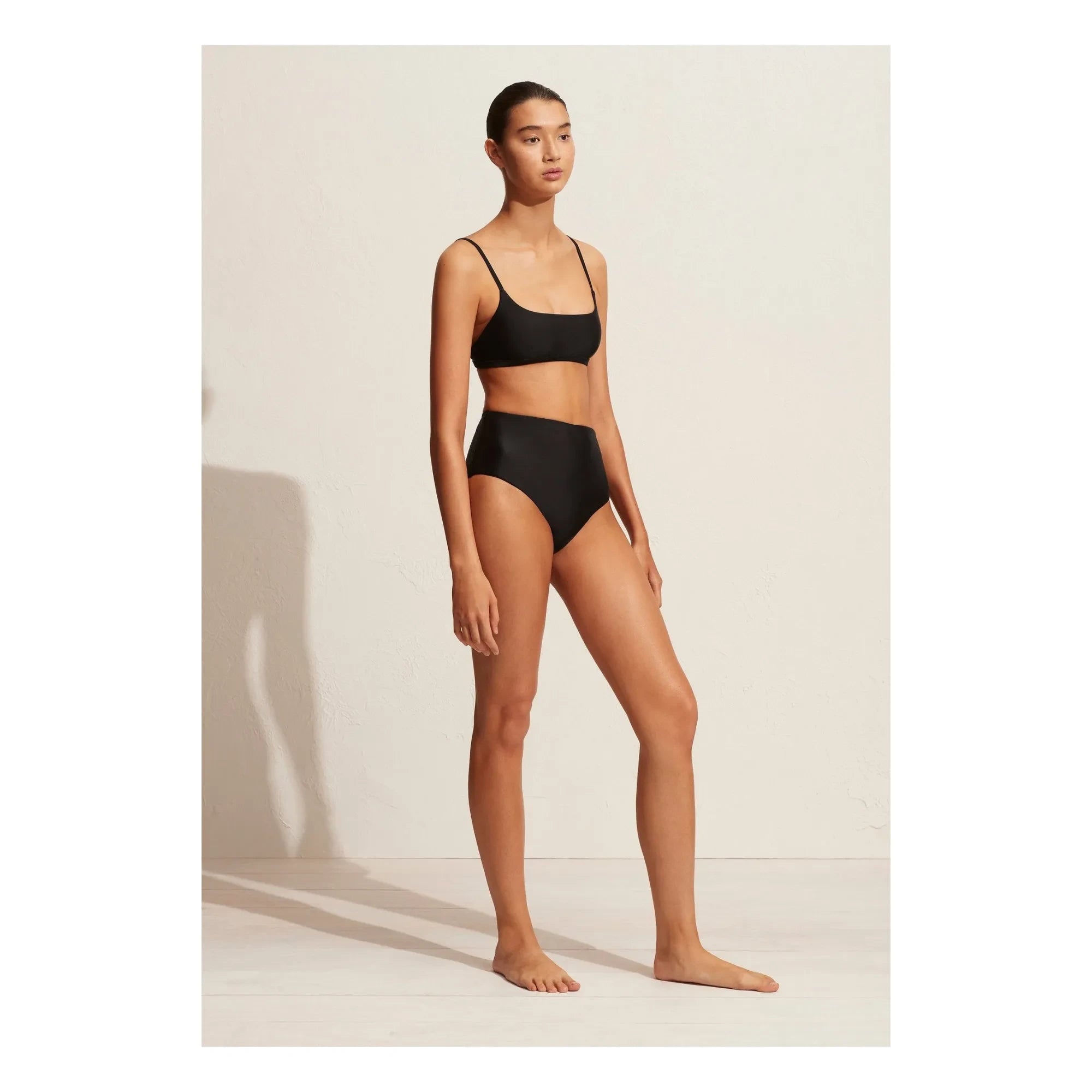 Matteau - Braguita de bikini de talle alto | Negra