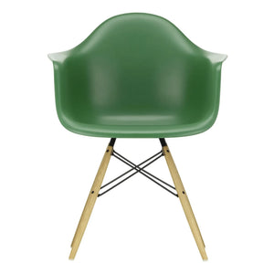 Vitra - Silla DAW - base de arce - Charles & Ray Eames | Verde esmeralda