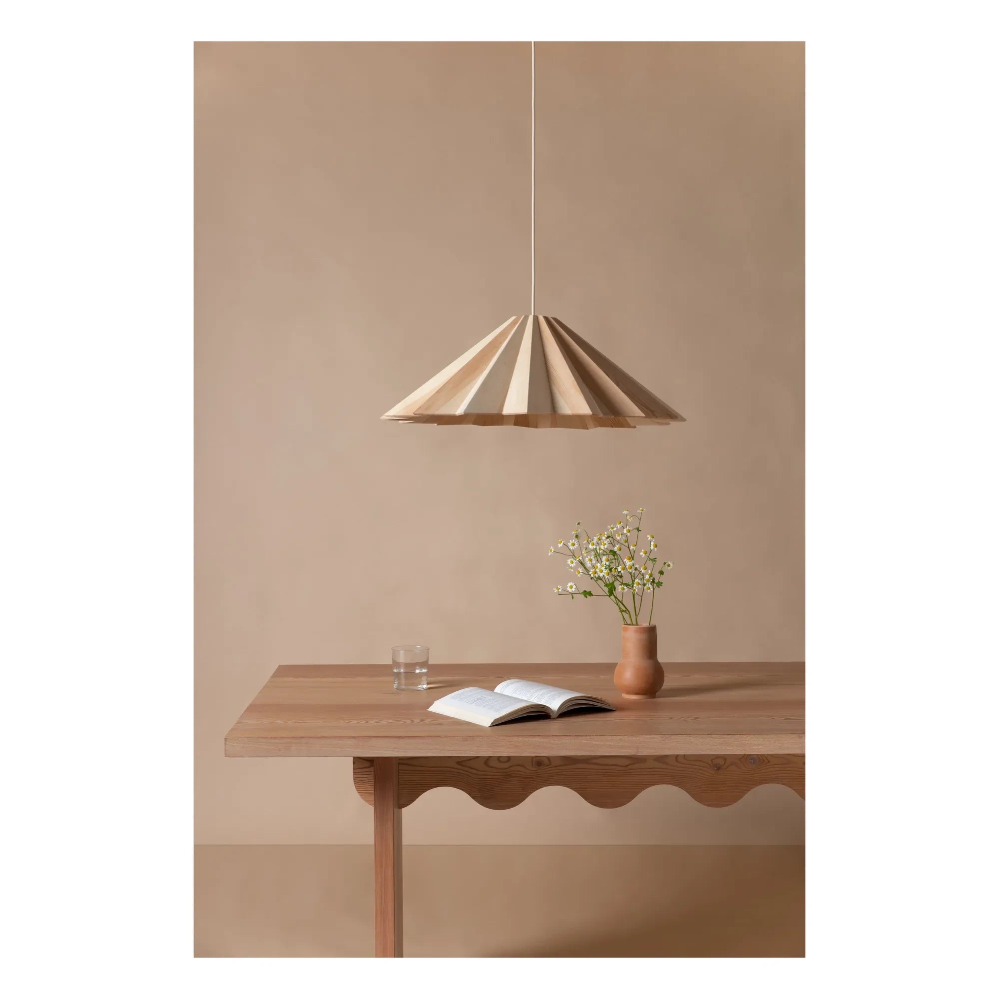 Schneid Studio - Lámpara de techo colgante Stratus de madera | Pino