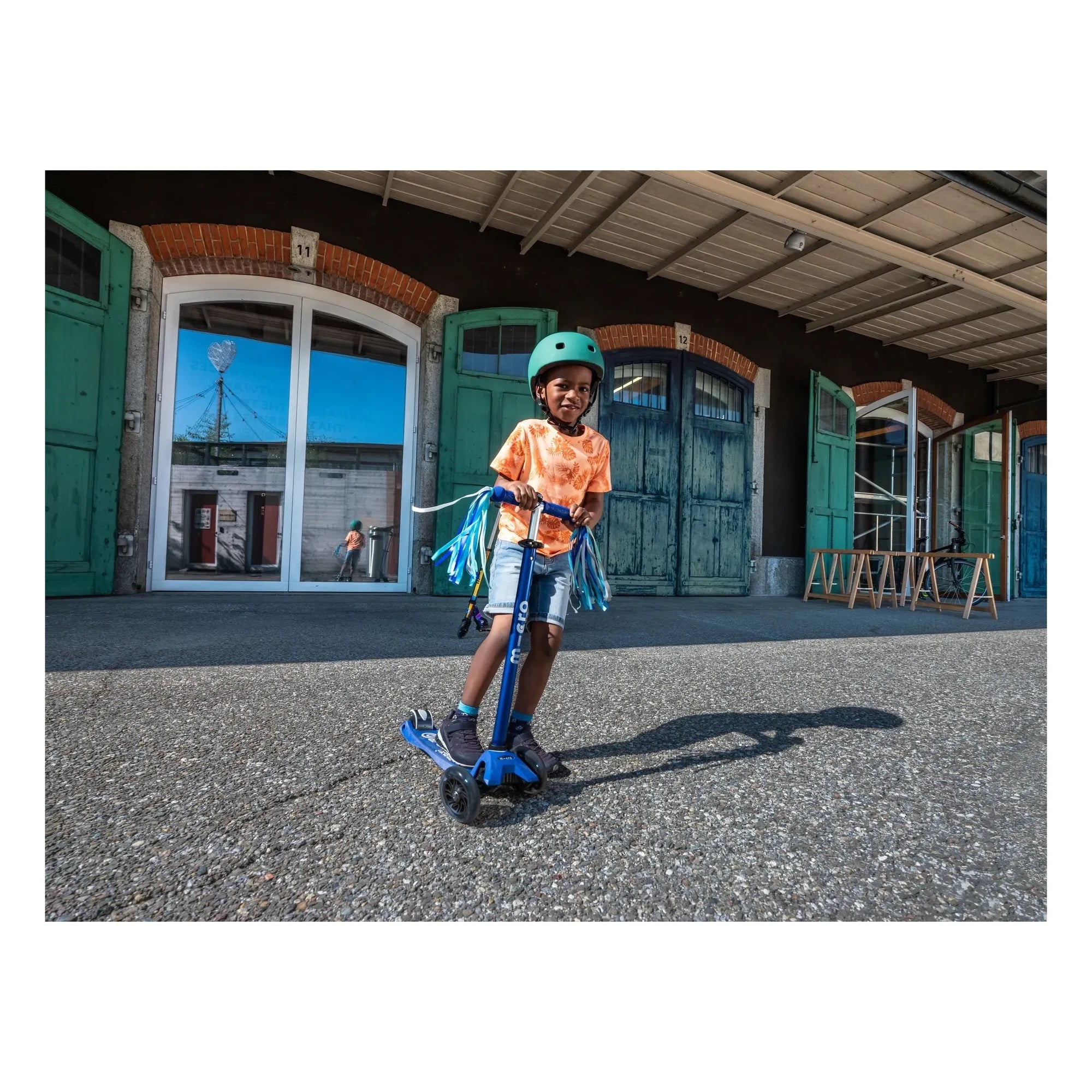 Patinete Micro - Maxi LED | Azul oscuro