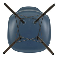Vitra - Silla DSW de plástico - base de arce - Charles & Ray Eames | Azul marino