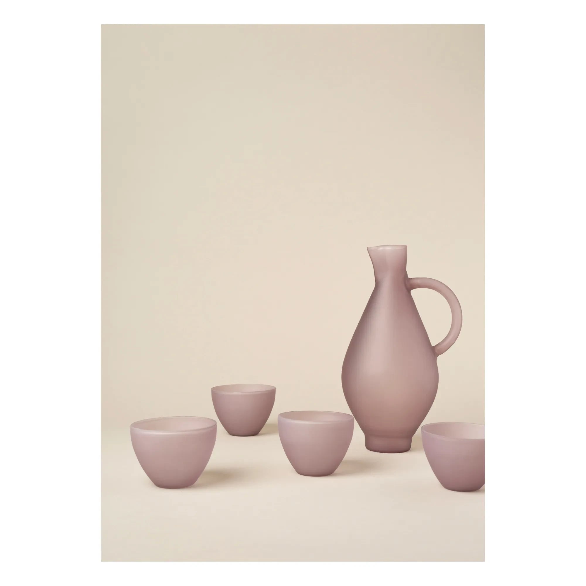 Los Objetos Decorativos - Jarra de borosilicato ópalo | Malva