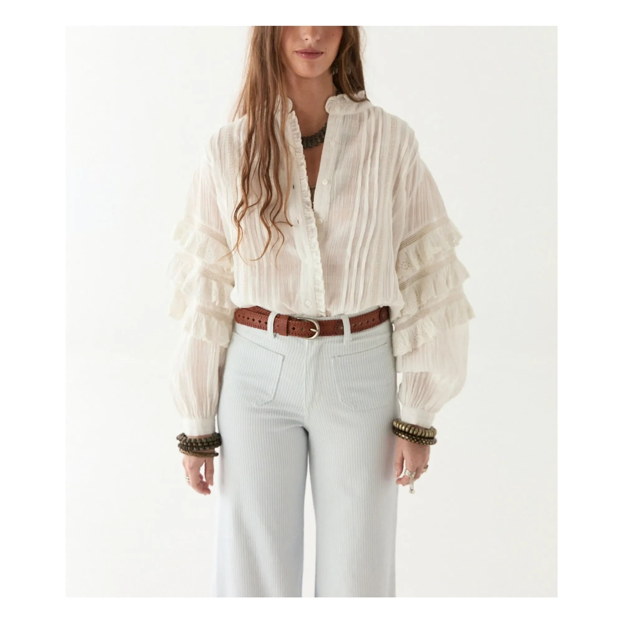 Maison Hotel - Blusa Omara de Küba Schiffli | Blanca