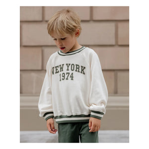 Rylee + Cru - Sudadera Raglán New York Mini | Crudo