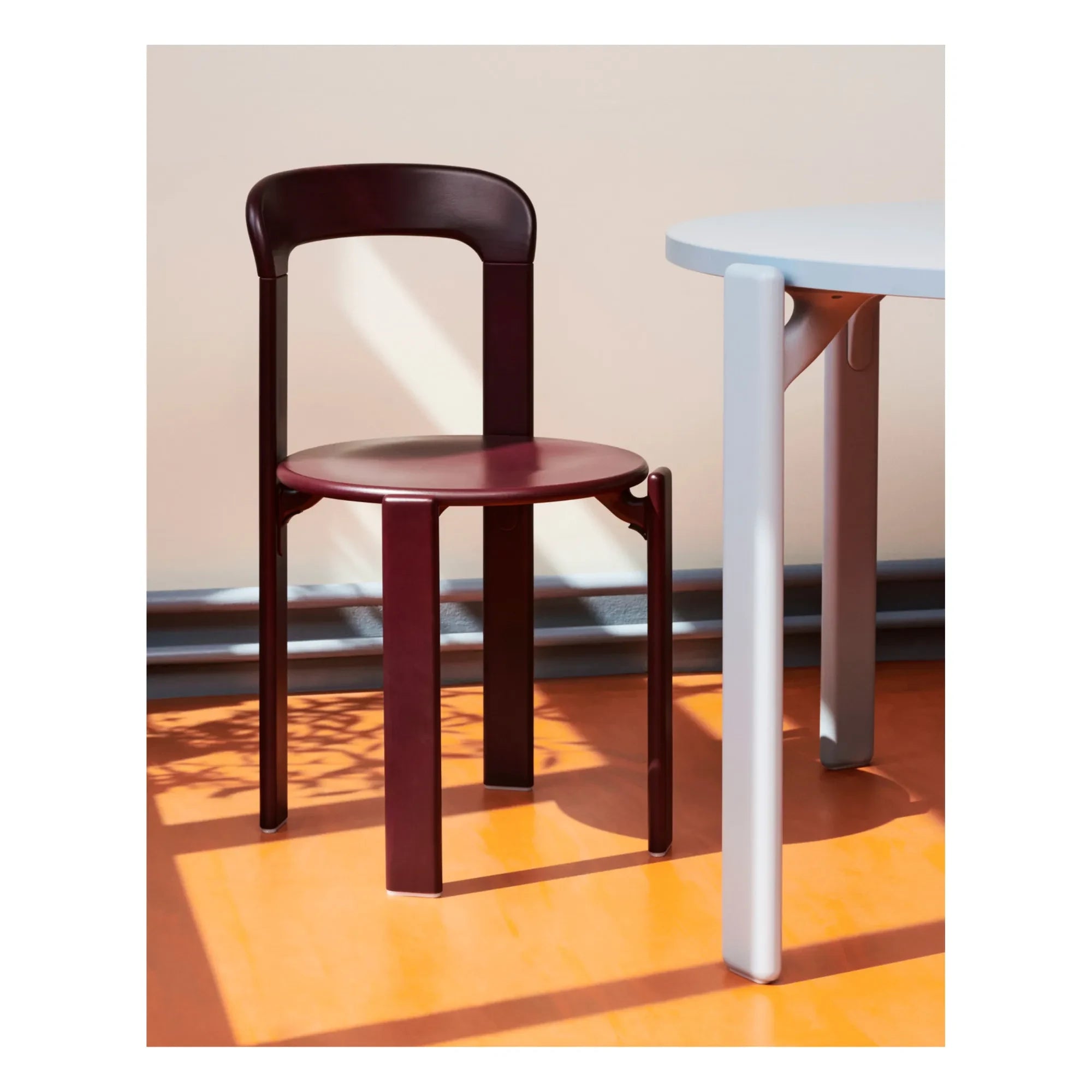 Hay - Silla de madera pulida Rey - Bruno Rey | Morado Berenjena