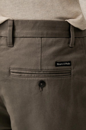 Pantalones Marc O'Polo de algodón y elastano para hombre