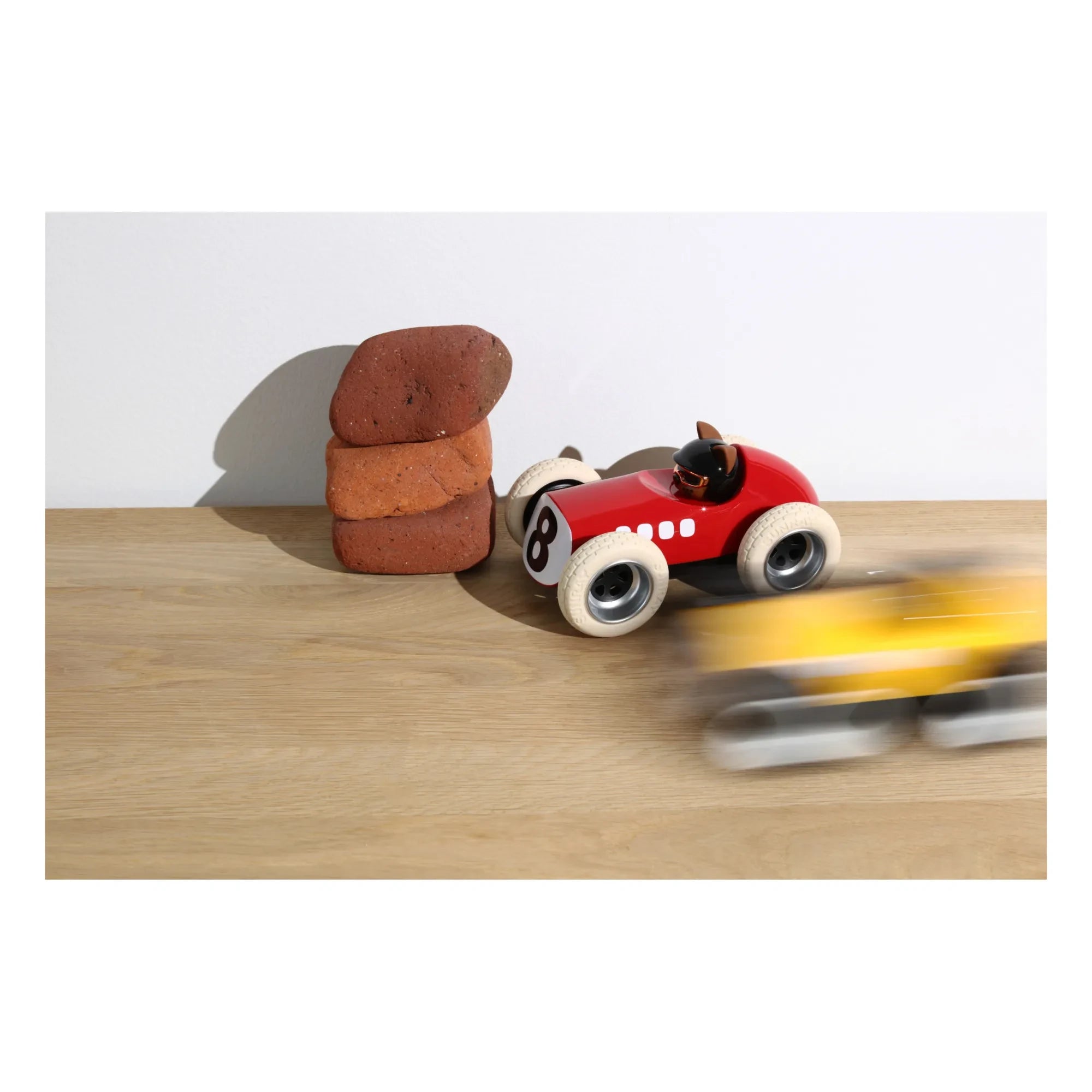 Playforever - Egg Karlos Coche | Rojo