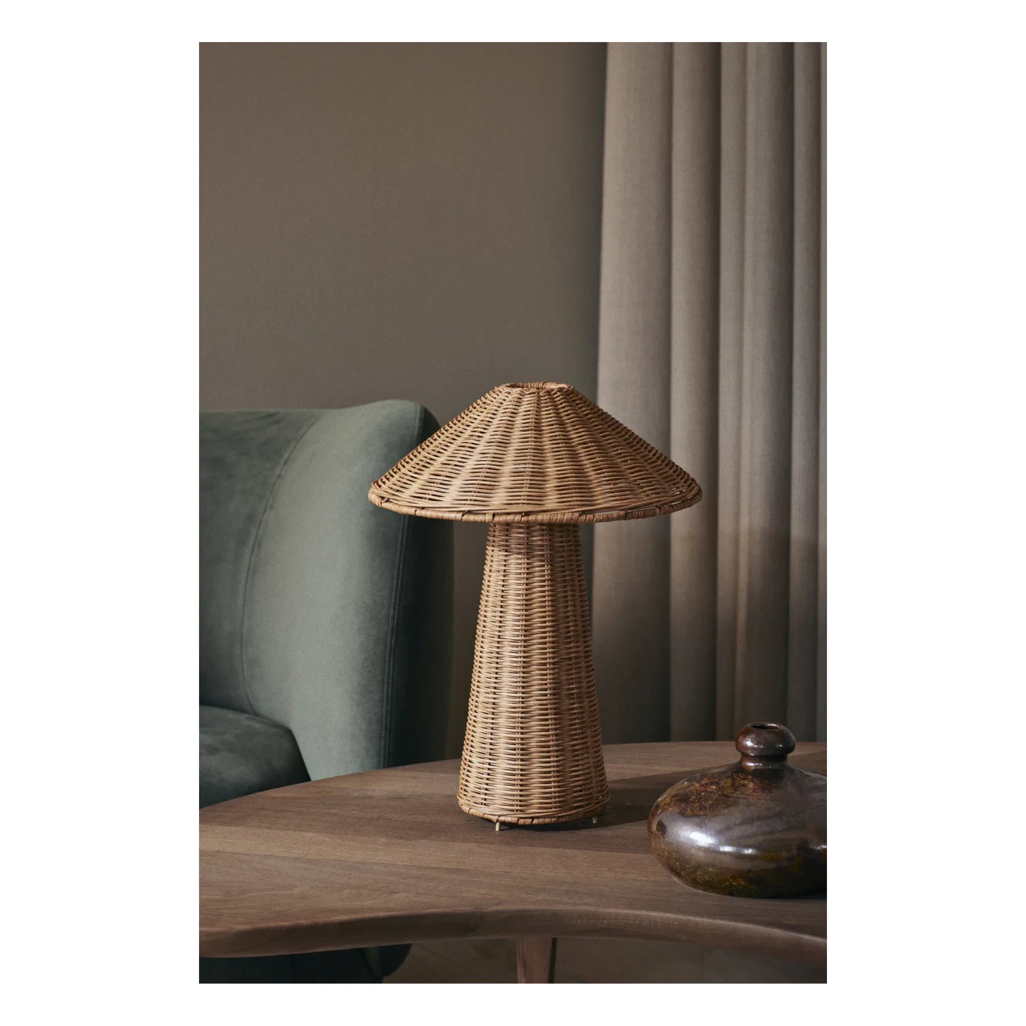 Ferm Living - Lámpara de ratán Dou
