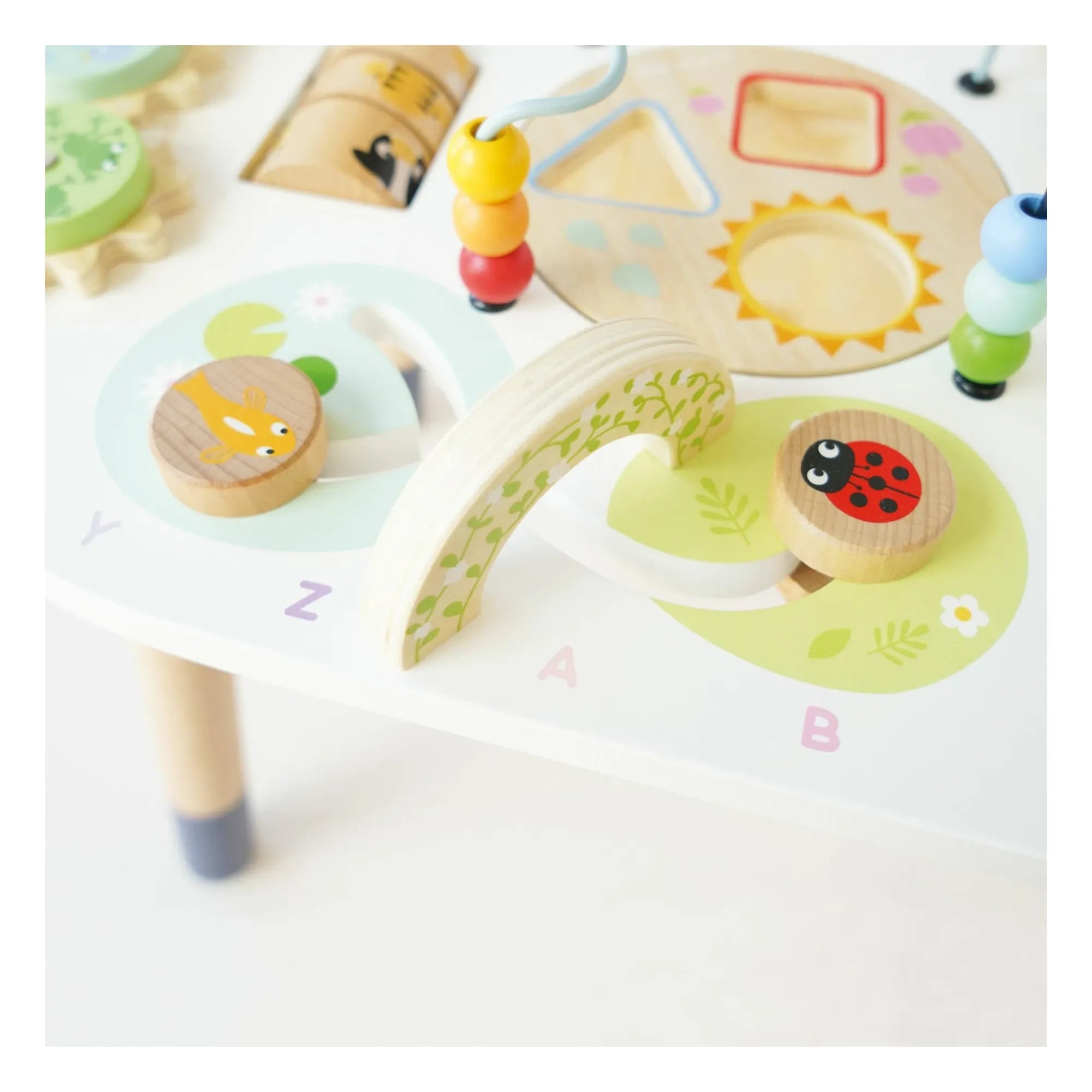 Le Toy Van - Mesa de actividades sensoriales | Multicolor