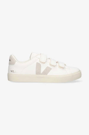 Zapatillas deportivas de cuero con logo de Veja Recife