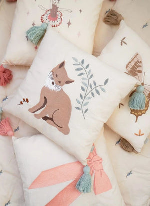 Cam Cam - Almohada Bordada Woodland | Ecru