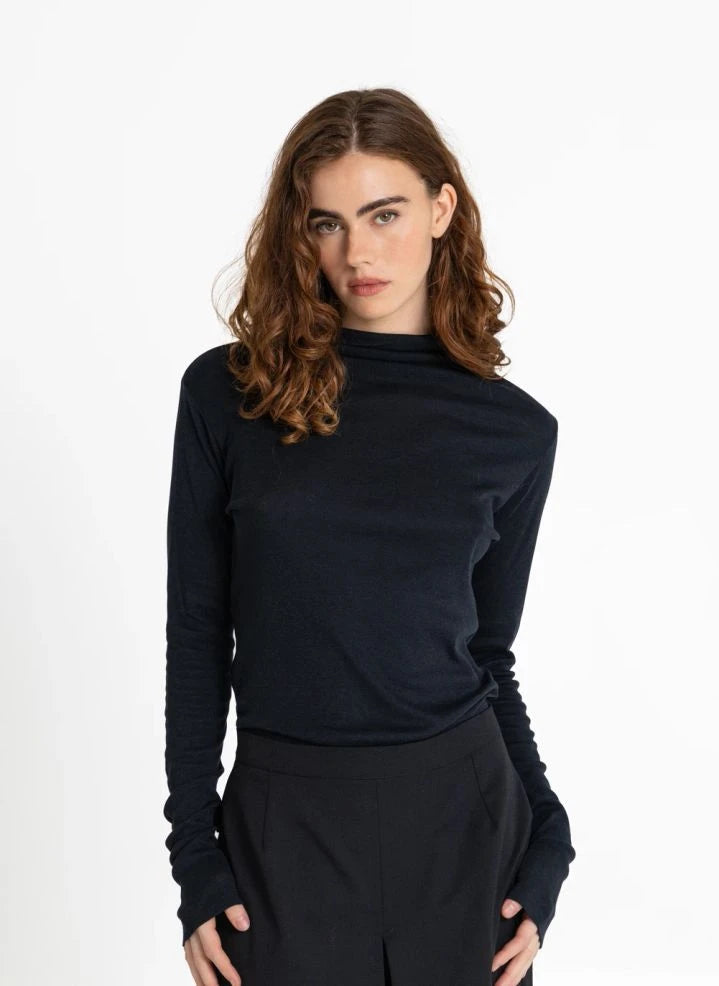 Smallable Woman - Camiseta KIM | Negra