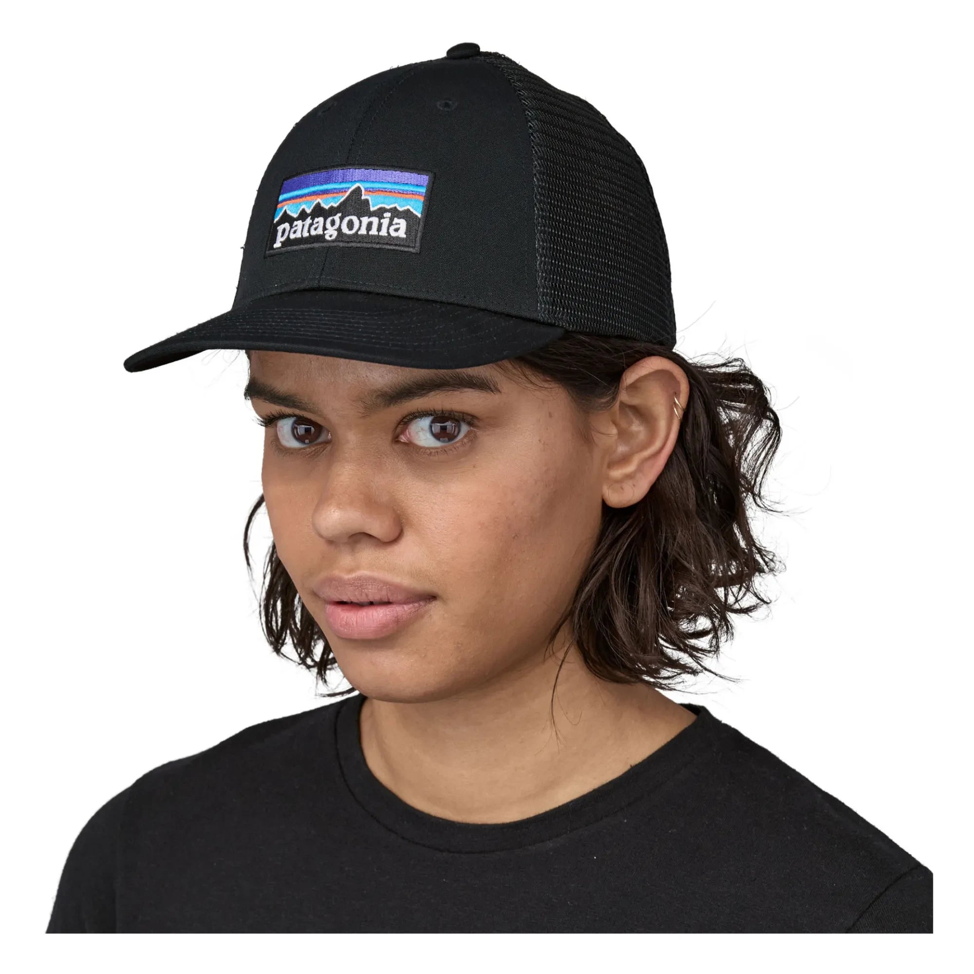 Patagonia - Gorra trucker con logo P-6 de algodón orgánico | Negra