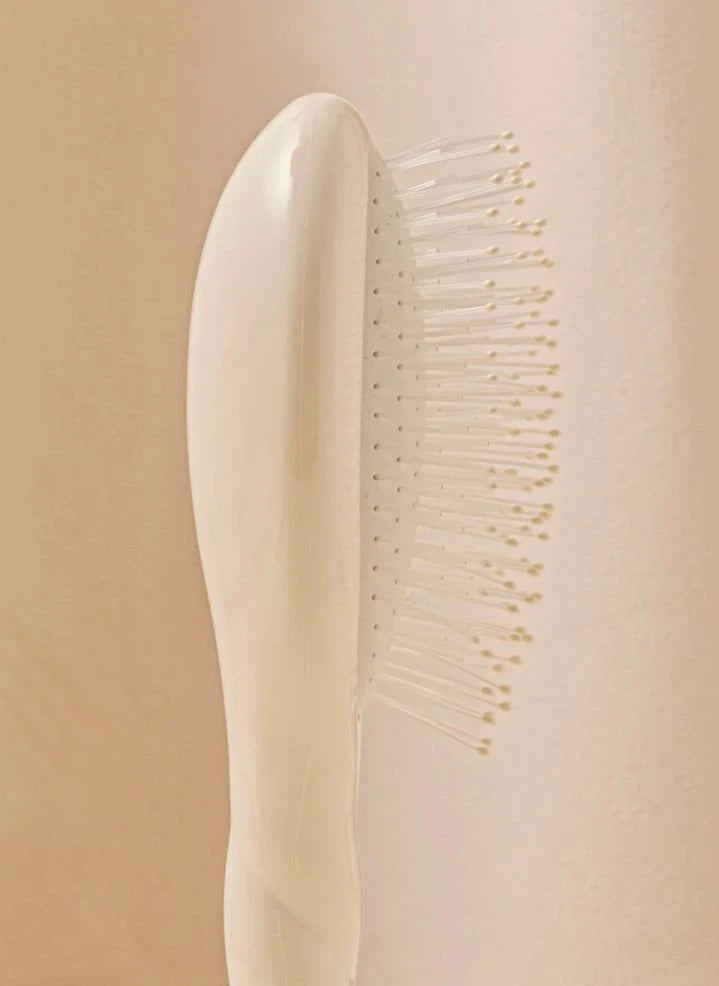 La Bonne Brosse - The Little Miracle Brush No. 04 - Abre enredos y da masajes | Crema