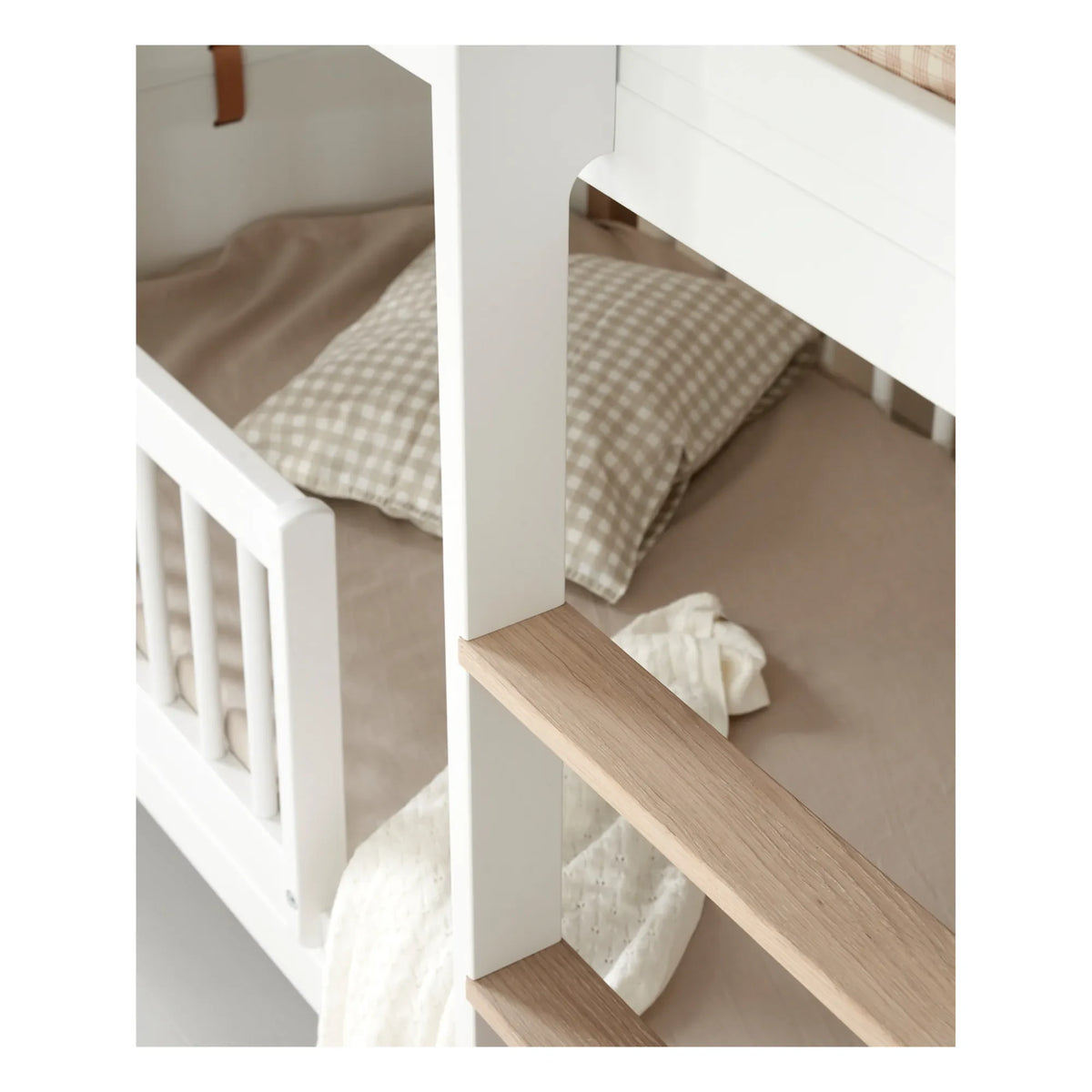 Oliver Furniture - Cama Nido Baja Mini+