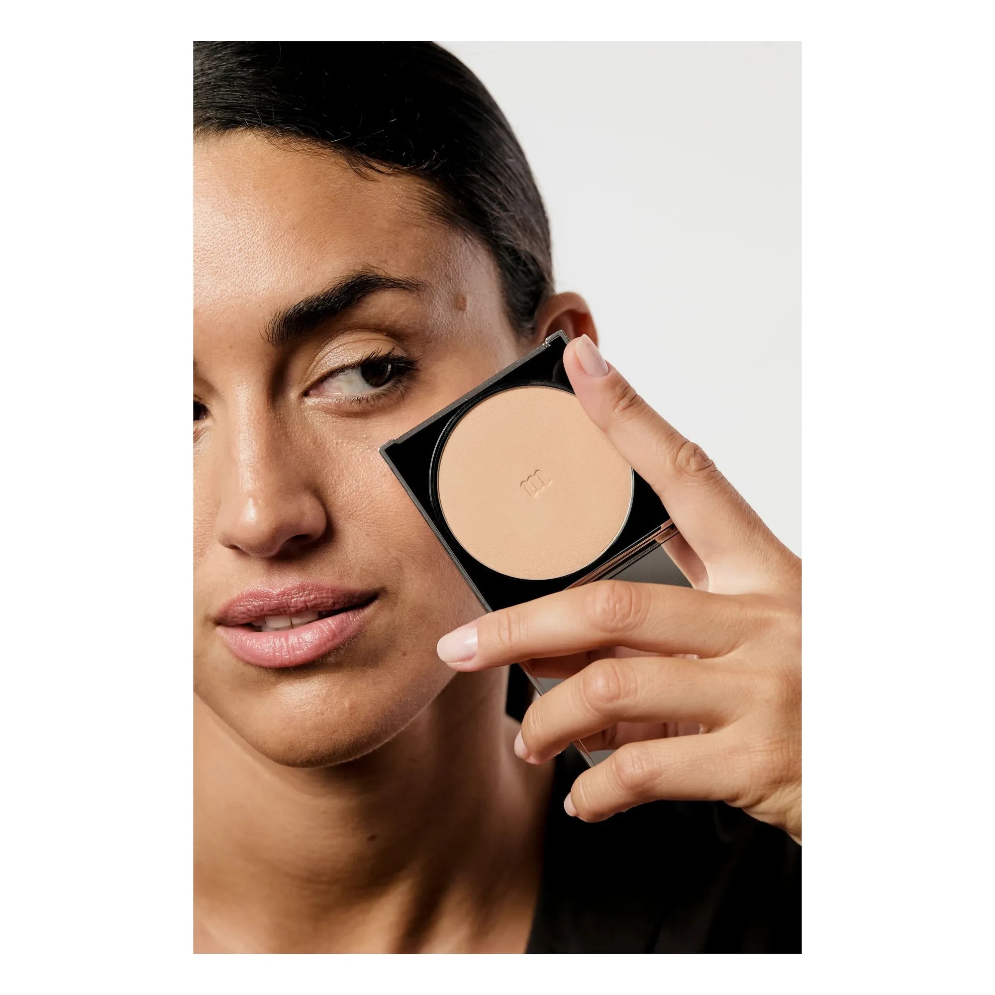 AIME - Base de maquillaje en polvo SPF+30 - 7g | Tostado