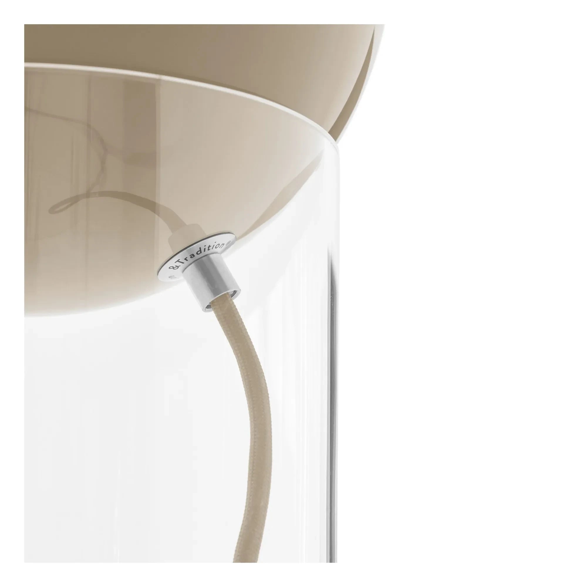 & Tradition - Lámpara de mesa Topan VP13 | Beige