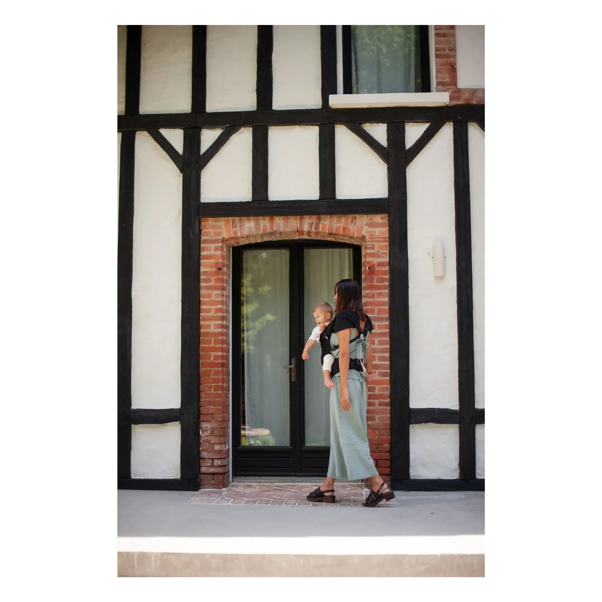 Mama Hangs - Portabebés Carry & Bloom | Negro