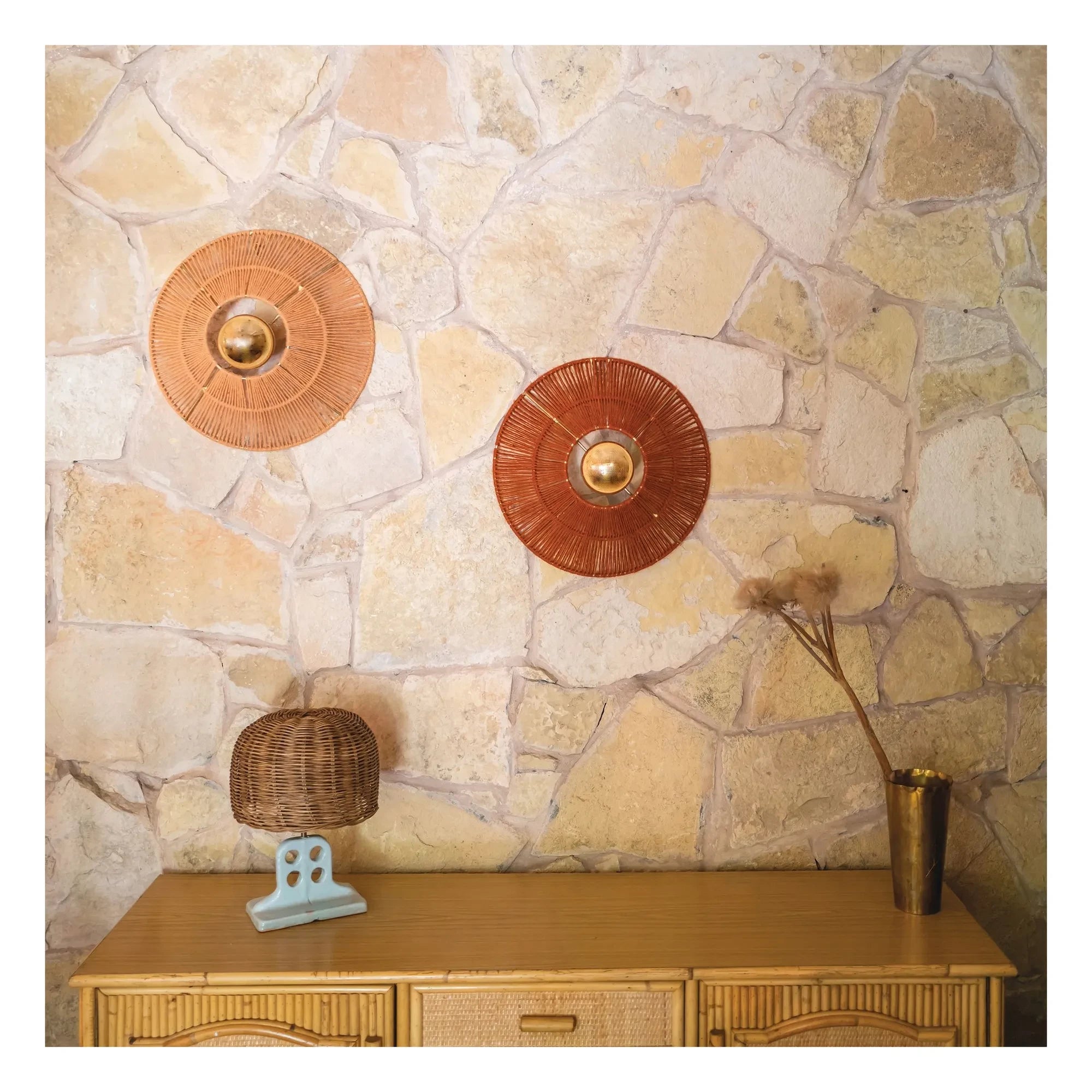 Honoré - Lámpara de pared de lana Virgo | Latón