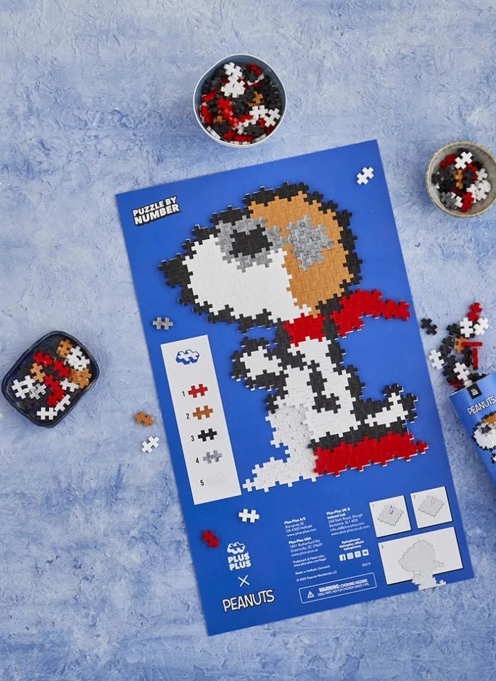 Plus-Plus - Snoopy Aviator Tube - 275 piezas - Plus-Plus x Peanuts | Blanco