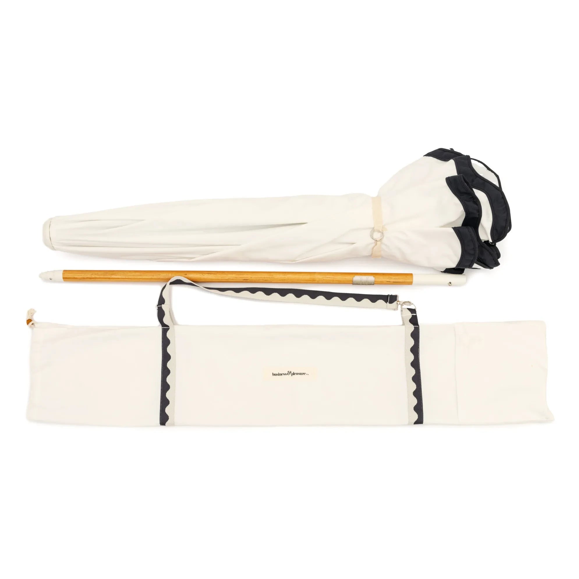 Business & Pleasure Co. - Sombrilla Amalfi de flecos | Blanco