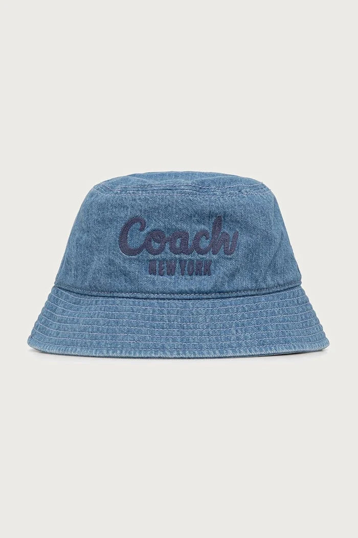Sombrero tipo bucket de denim para mujer Coach