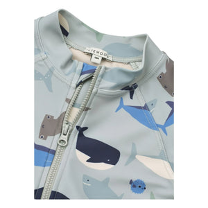Liewood - Traje de baño Max Sharks con protección UV, fibras recicladas | Azul claro