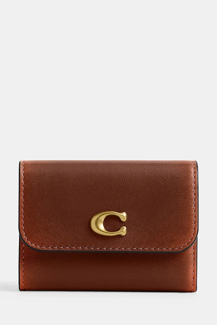 Tarjetero de cuero tipo cartera Coach para mujer