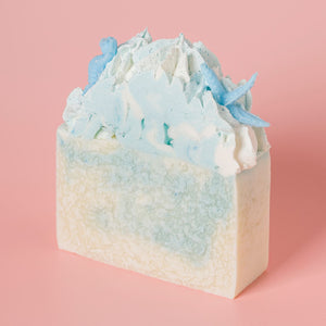 Baveal – Jabón Hidratante de Manos y Cuerpo con Diseño de Tarta Artística