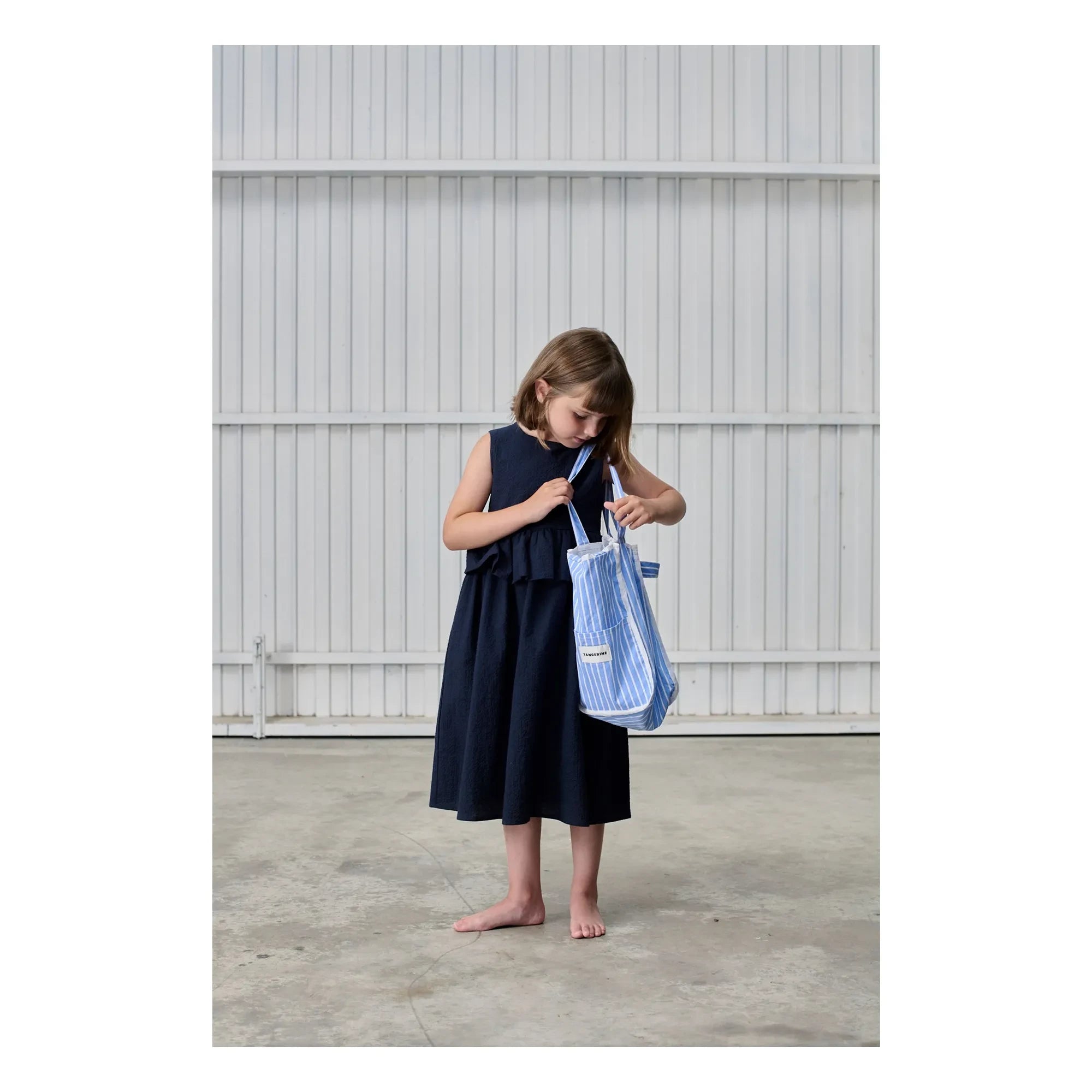 Mandarina - Vestido midi con volantes | Azul Marino