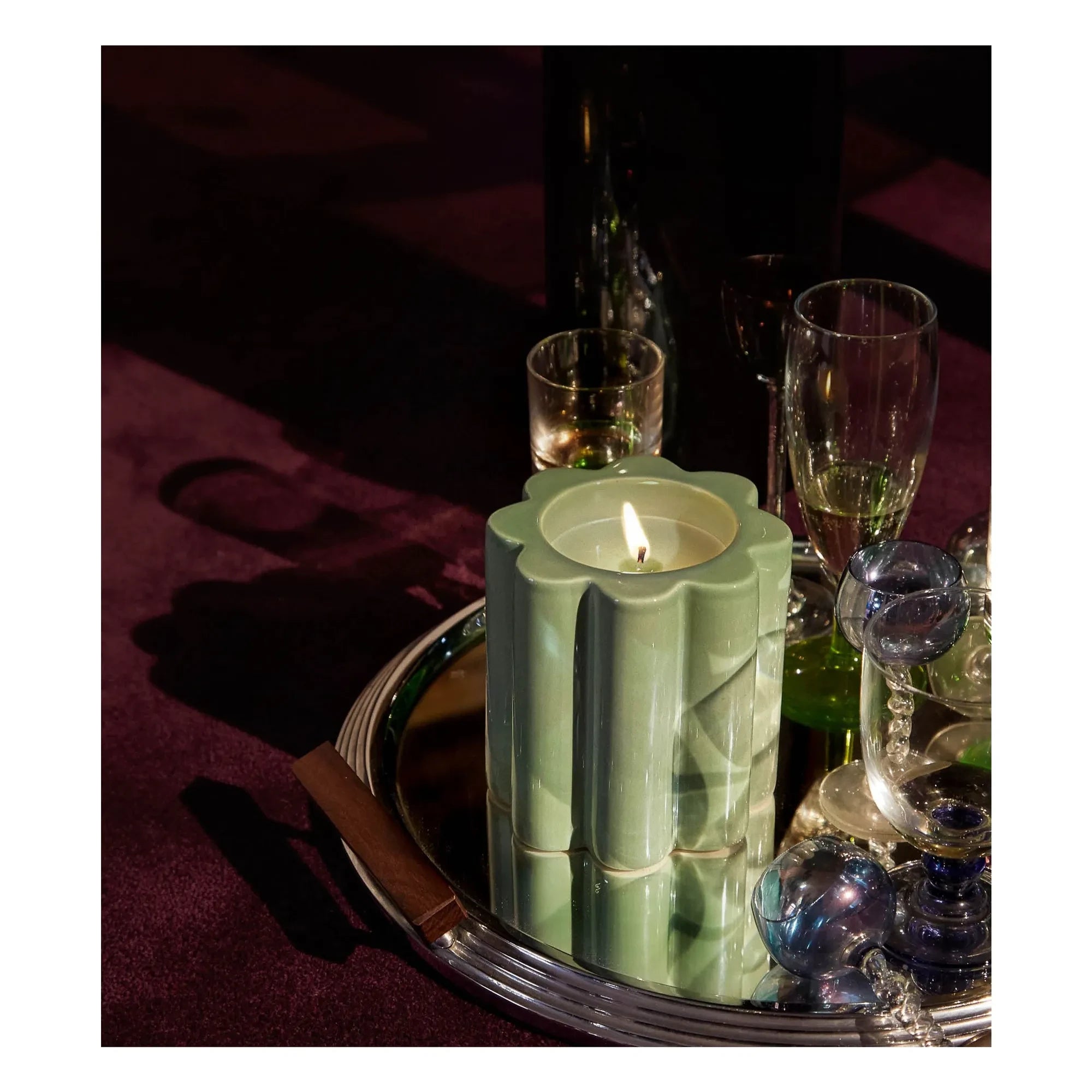 The Socialite Family - Vela perfumada La Candela flor de naranjo | Verde almendra