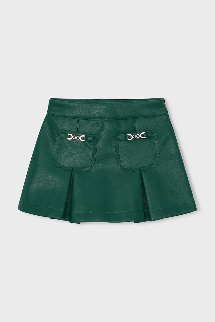Falda con apariencia de cuero sintético