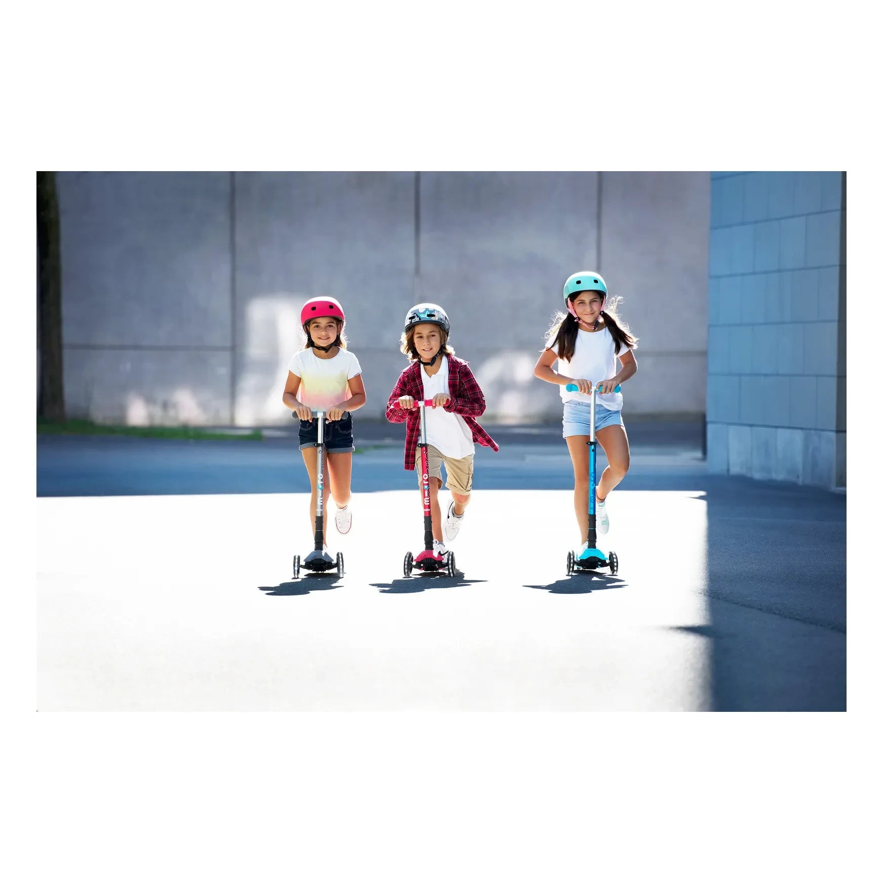 Micro - Maxi Scooter Plegable LED | Gris