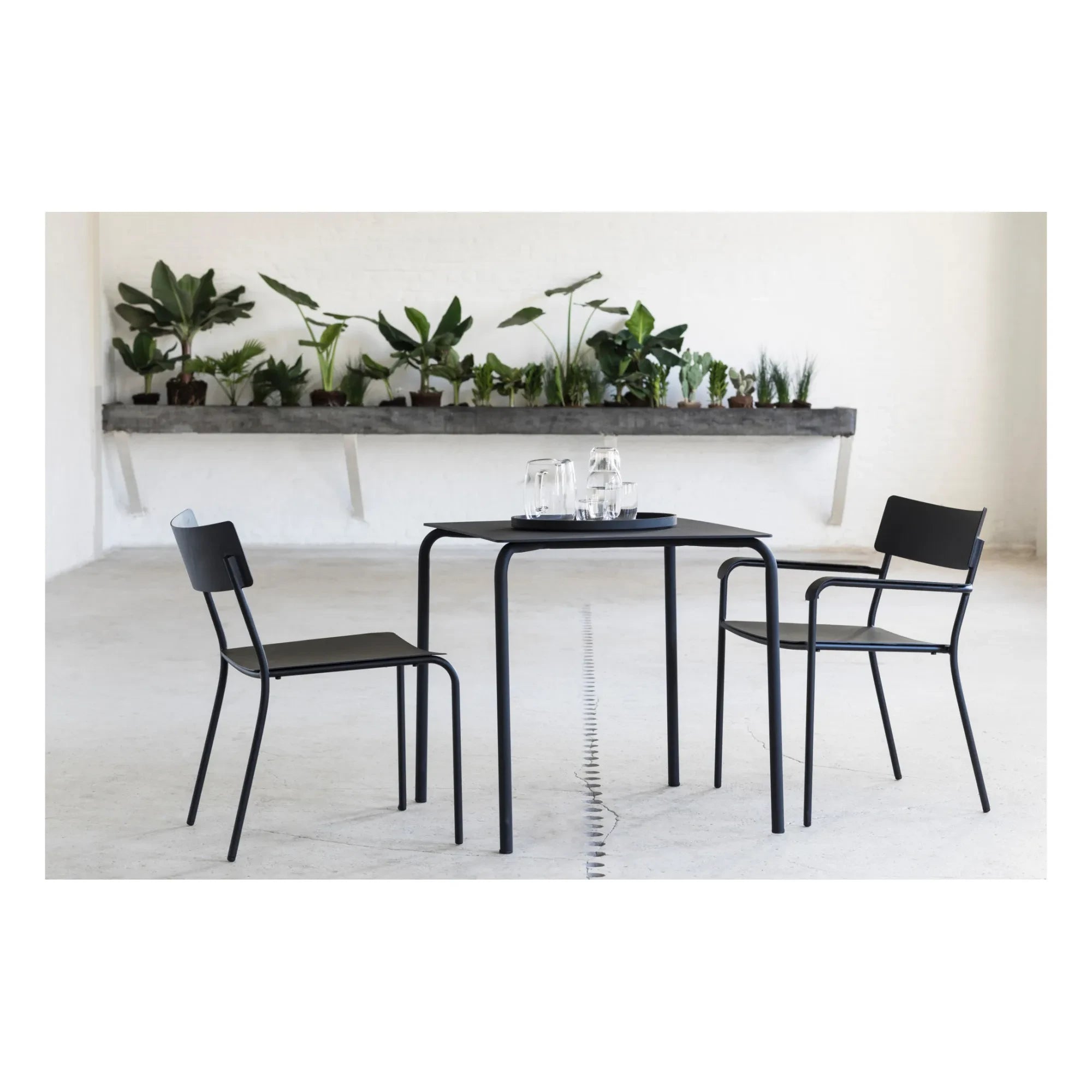 Serax - Mesa Auxiliar Cuadrada de Exterior August | Negro
