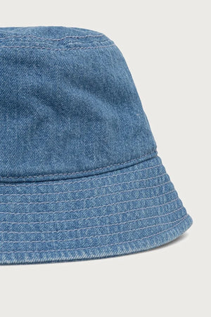 Sombrero tipo bucket de denim para mujer Coach