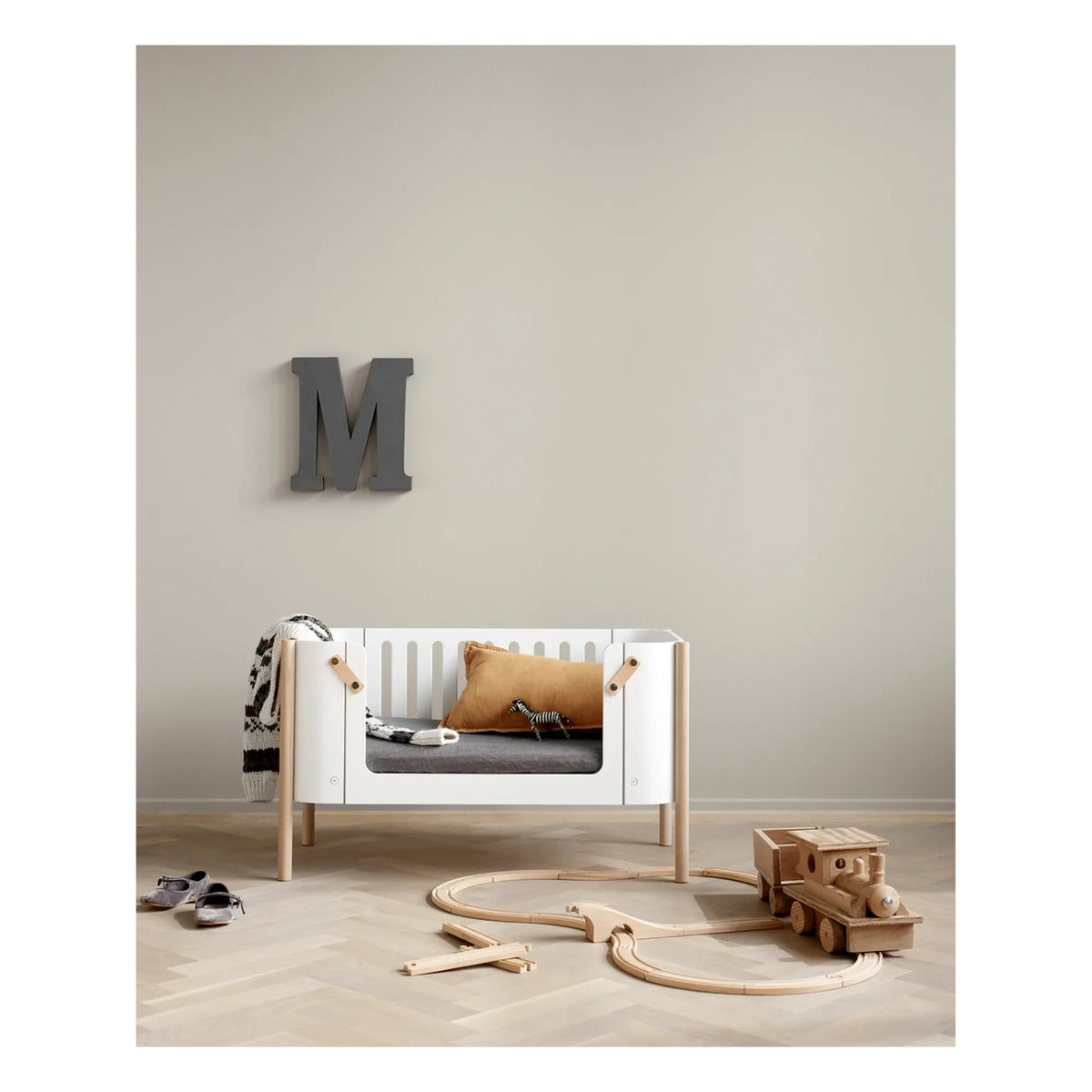 Oliver Furniture - Banco de roble | Blanco