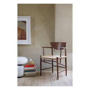 & Tradición - Silla de madera Kollu HM4 | Nogal