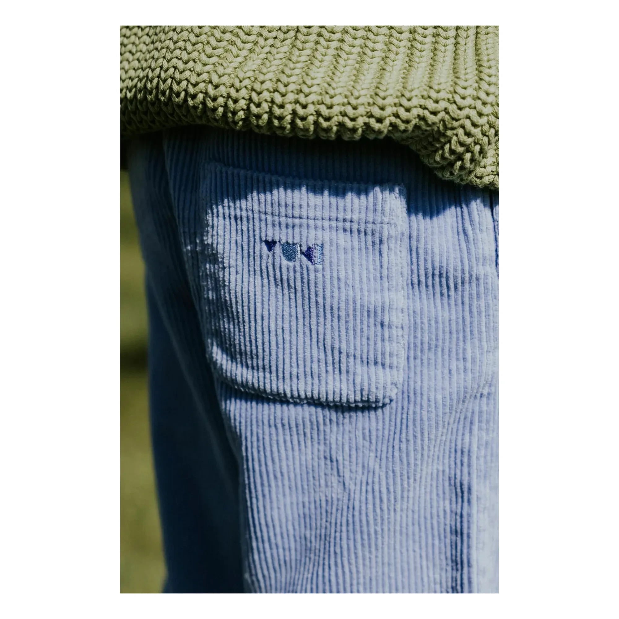 Yuki - Pantalones de pana orgánicos | Azul claro