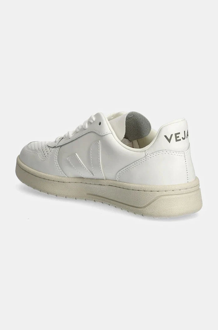 Zapatillas de piel Veja V-10