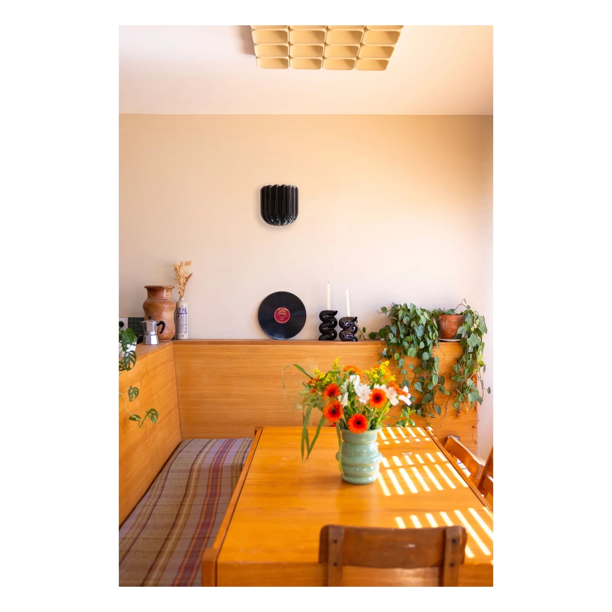 Cosin - Lámpara de pared Cinnamon | Negro