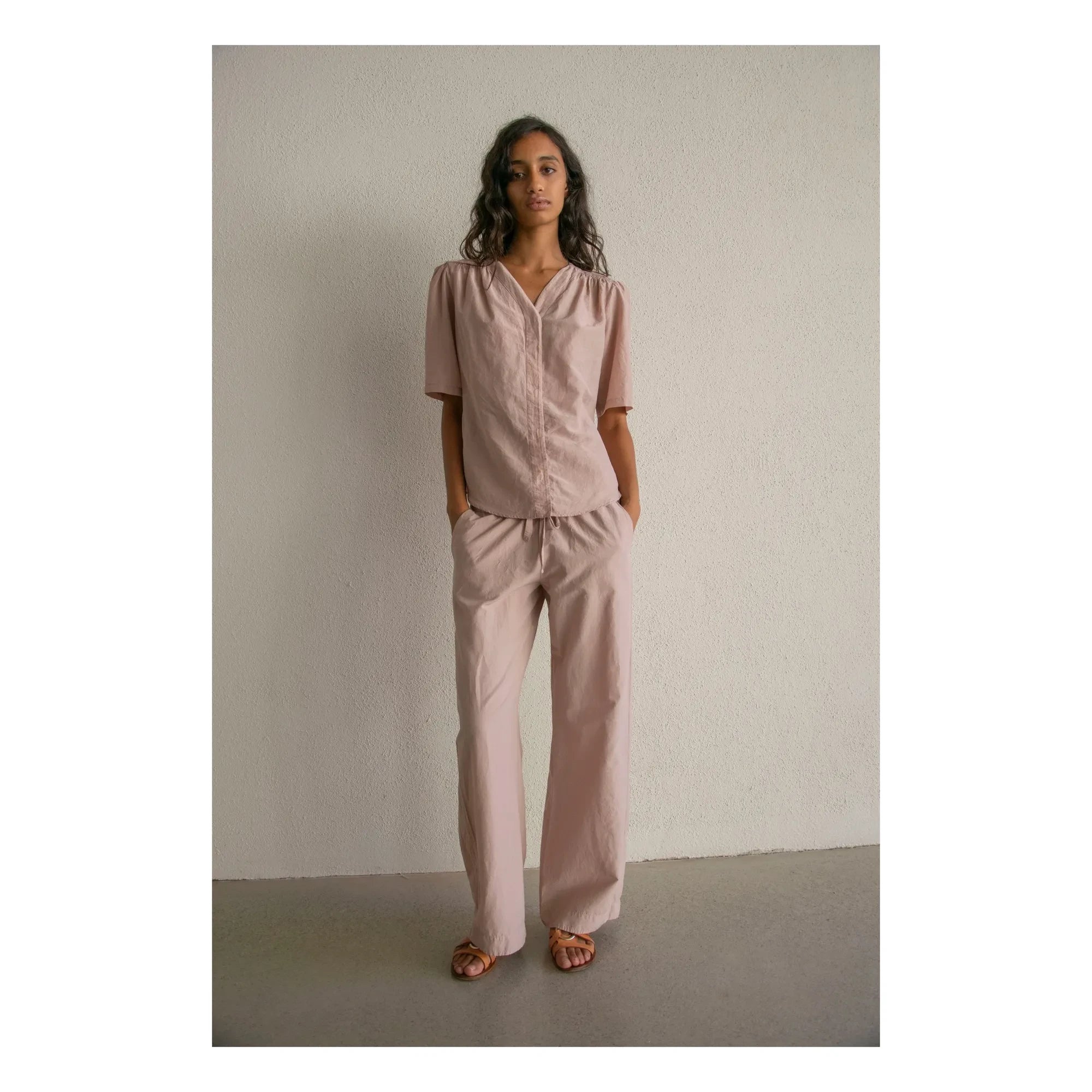 THEAVANT - Blusa de popelín de seda y algodón Carine | Beige