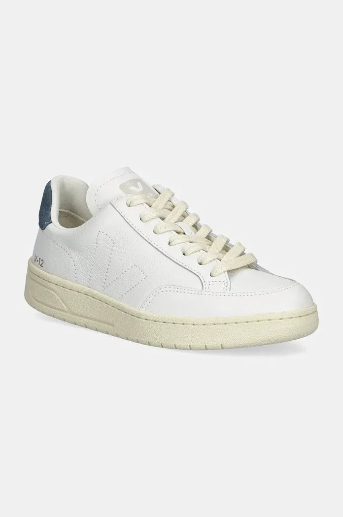 Zapatillas Veja V-12 de Piel con Costuras