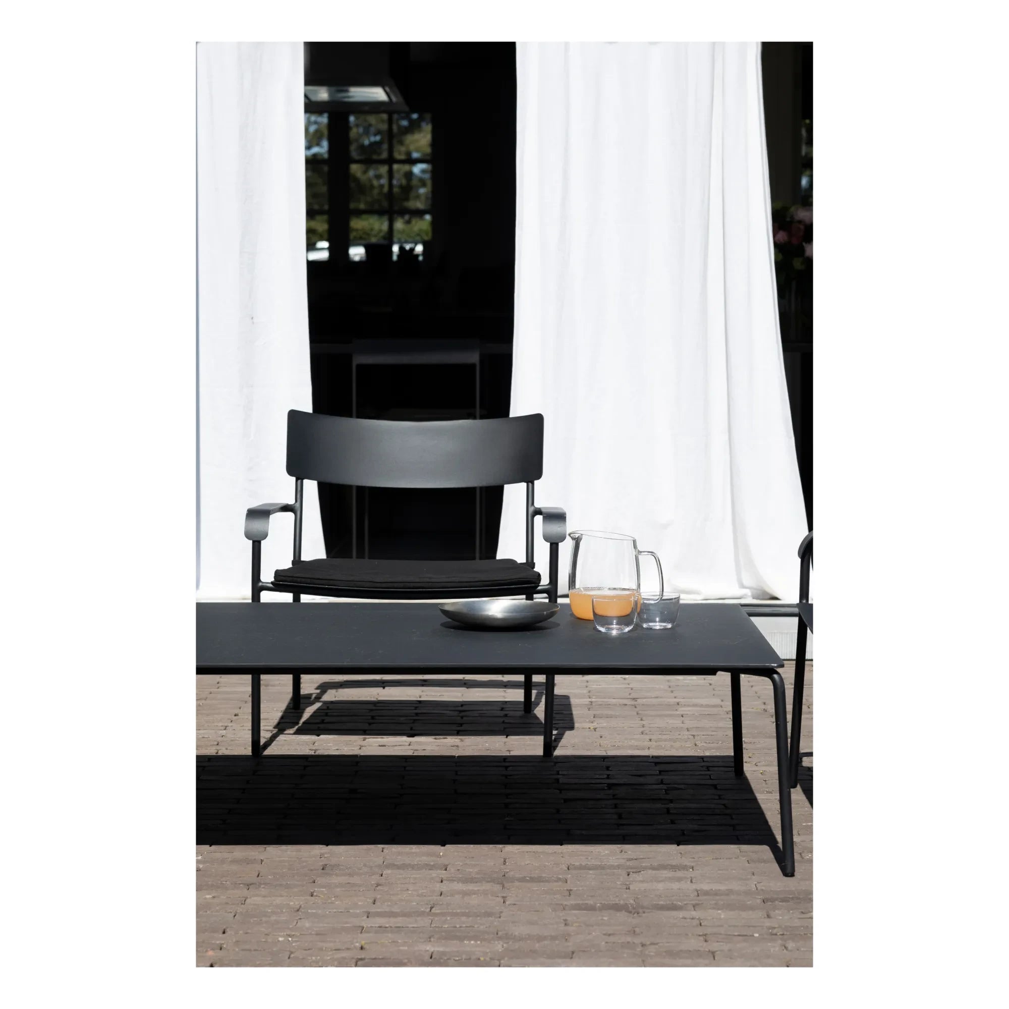 Serax - Silla de exterior August | Negro